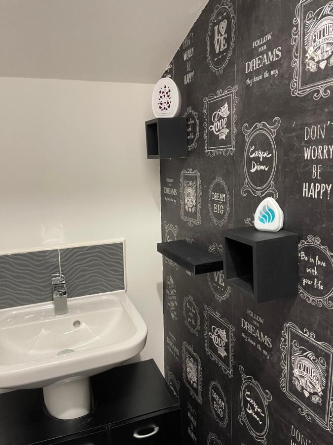 Boothferry Park Lodge كينغستون أبون هول المظهر الخارجي الصورة